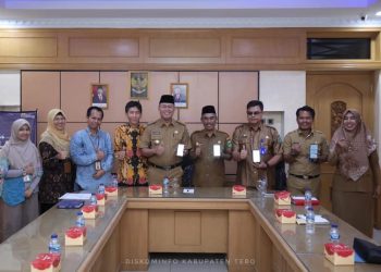Bupati Sukandar Lapor SPT Tahunan