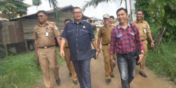 Bersama Dinas PUPR, Komisi III DPRD Kota Jambi Tinjau Kawasan Erosi Kelurahan Pasir Panjang