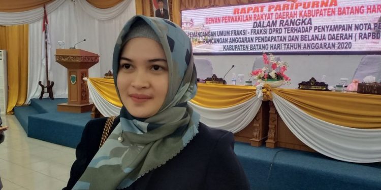 DPRD Batanghari Hibahkan Rp 1,5 M Untuk Penanganan Corona