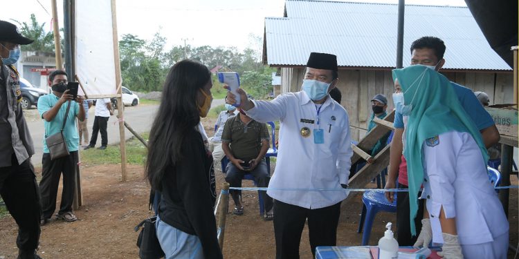 Bupati H Al Haris Pantau Posko Covid-19 Masurai