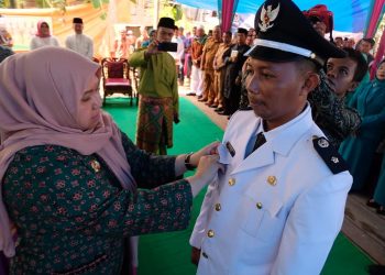 Bupati Muarojambi Lantik Kades Gedong Karya