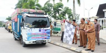 Bupati Safrial Launching Bantuan Sembako Untuk 20000 KK di Tanjab Barat