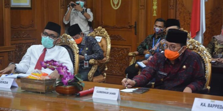 Gubernur Fachrori Ikuti Musrenbangnas 2020 Secara Online