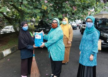 Ditengah Pandemi Covid-19 PKK Berbagi, Rahima: Ini Wujud Kepedulian TP PKK Kepada Masyarakat