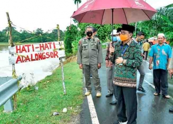 FACHRORI SEGERA UPAYAKAN PERBAIKAN JALAN LONGSOR DI PUNTI KALO TEBO
