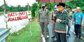 FACHRORI SEGERA UPAYAKAN PERBAIKAN JALAN LONGSOR DI PUNTI KALO TEBO