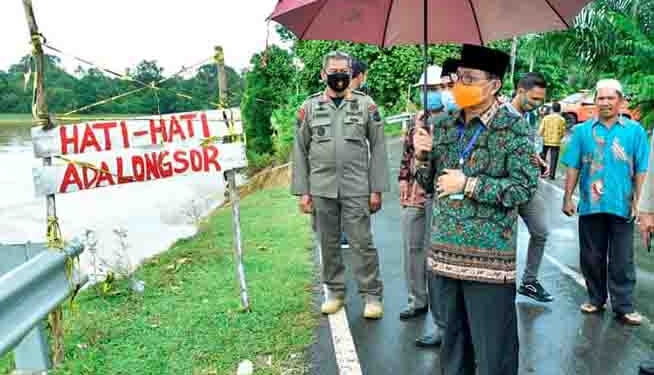 FACHRORI SEGERA UPAYAKAN PERBAIKAN JALAN LONGSOR DI PUNTI KALO TEBO