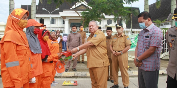 Jelang Hari Raya Idul Fitri, Safrial Launcing Sembako Bersubsidi