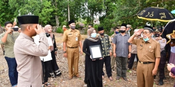 Bupati Syahirsah Ajak Masyarakat Kirimkan Do’a untuk Mendiang Wabup, Hj.Sofia Joesoef, SH,MM