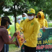 Wawako Maulana Bagikan Sembako Dan Masker Kepada Warga Kurang Mampu