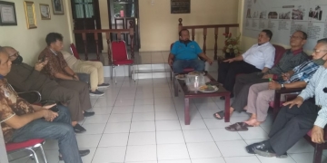 Melaksanakan Program Kerja, PWI Jambi Kunjungi Kantor LKBN Antara Jambi