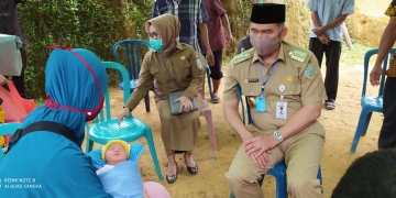Walikota Fasha Serahkan Tali Asih Kepada Almarhumah Desmayanti