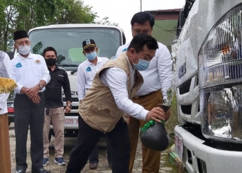 Mobil Sampah Dinas Lingkugan Hidup Merangin Bantuan Pemerintah Pusat Resmi Dioperasikan