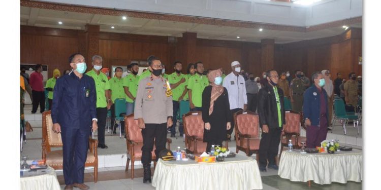 Bupati Syahirsah Hadiri Pelantikan Pengurus PWI dan IKWI Kabupaten Batanghari