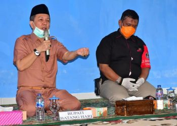 Bupati Syahirsah Hadiri Penyerahan Bantuan dan Rapid Test Guru Ponpes Darul Aufa