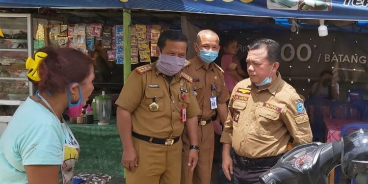 Bupati Merangin Pimpin Penertiban PKL Berjualan Di Pasar Bawah 