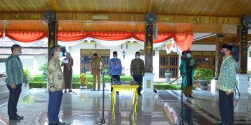 Bupati Syahirsah Lantik Penjabat Sekda Kabupaten Batang Hari