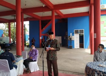 Walikota Jambi Menyerahkan Secara Simbolis Kartu Gas 3kg Untuk 2 Kecamatan