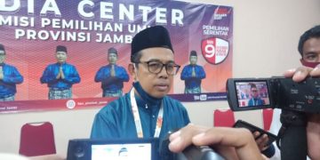 Pendaftaran di Hari Pertama Pasangan Bacalon Dibuka Berlangsung Tertib, Al Haris-Sani Datang Lebih Awal