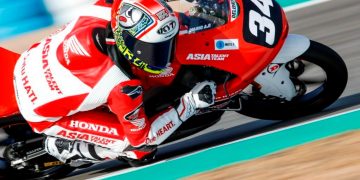 Filosofi Desain Helm Pembalap Binaan Astra Honda