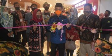 Gubernur Jambi Harap Festival Bunga Bawa Manfaat Ekonomi Bagi UMKM