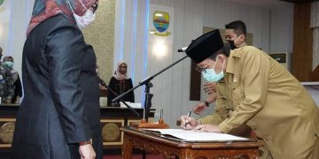 Kukuhkan Bunda Paud, Gubernur Fachrori Titipkan Program Penanggulangan Stunting