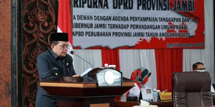 Gubernur Jambi Beri Penjelasan Atas Pandangan Dewan Terhadap APBD-P 2020