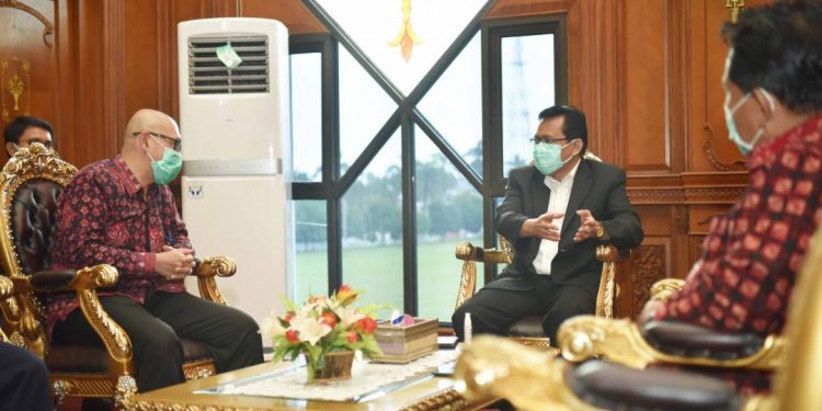 Pjs.Gubernur Jambi Fokus Bantu Ekonomi Produktif Masyarakat Hadapi Covid-19