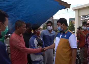 Kunjungi Pasar PU, Syafril Nursal Tampung Keluh Kesah Pengemudi Ojek Pangkalan