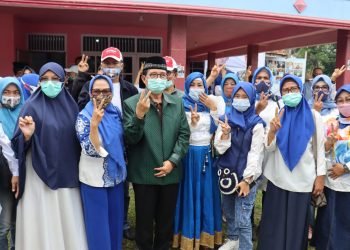 Sambangi Posko Putri Pinang Masak, Fachrori Umar di Sambut Simpatisan Ibu-Ibu