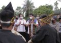 Blusukan di Pasar Baru Bangko, Syafril Nursal di Sambut Kesenian Talempong