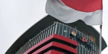 KPK Serahkan Tiga Tersangka Dan Barang Bukti Kasus Suap Pengesahan RAPBD Jambi Tahun 2017 Dan 2018 Ke JPU