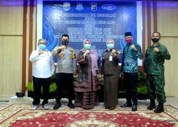 Bupati Muaro Jambi Teken Nota Kesepahaman Tentang Pendampingan Dana Pencegahan dan Penanggulangan Covid-19