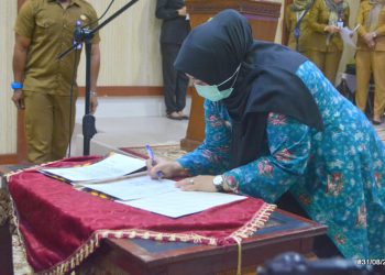 Masnah Busro Kukuhkan Forum Kab/Kota Sehat Muaro Jambi