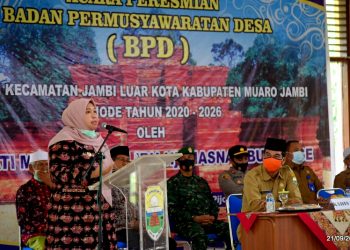 Masnah Busro Lantik BPD Periode Tahun 2020–2026 se-Kecamatan Jambi Luar Kota