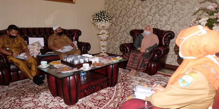 Bupati Masnah Terus Melakukan Koordinasi Soal Penanganan Covid-19