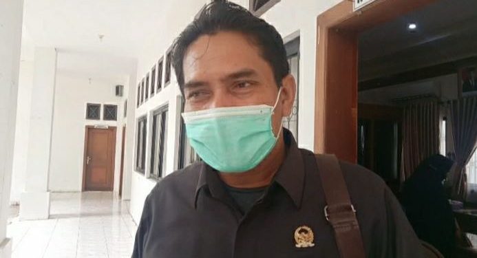 Gelar Rapat Hearing Tertutup, Dewan Muaro Jambi : Pejabat Disdikbud Tidak Profesional
