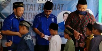 Fraksi PAN DPRD Muarojambi Santuni Anak Panti Asuhan Yayasan Insan Madani