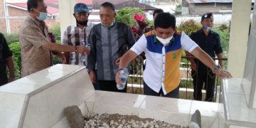 Cawagub Syafril Nursal Ziarah Ke Makam Panglima Perang Kerinci