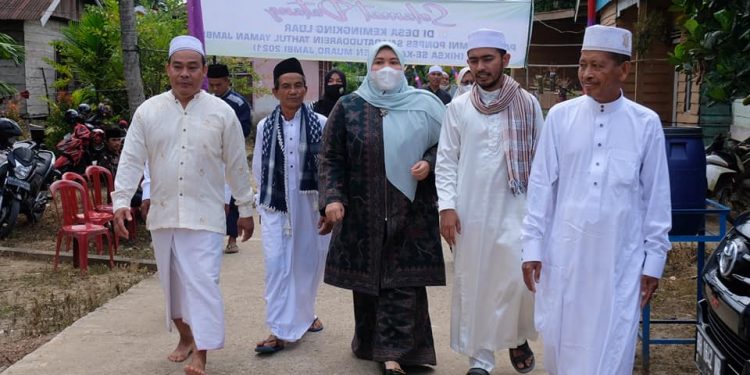 Reunian Para Alumni Ponpes Sa’adatuddarein Dihadiri Bupati Masnah