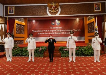 Pj Gubernur Jambi Lantik Bupati Terpilih Secara Hybrid, ini Pesannya Kepada KDH