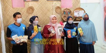 Bupati Masnah Promosikan Gallery UMKM Muaro Jambi