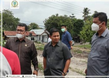 DPRD Kota Jambi Komisi III DPRD Tinjau Penimbunan Lahan di Kasang Jaya