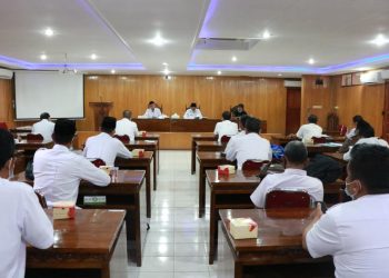 Bupati Anwar Sadat Menggelar Rapat Bersama PT.PLN (Persero)