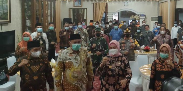 Dandim 0420/Sarko Turut Sambut Kunker Pj Gubernur Jambi Ke Kabupaten Sarolangun