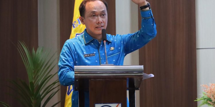 Dirjen Dukcapil Beri Kuliah Umum, Mahasiswa D-4 Demografi Dan Pencatatan Sipil UNS Antusias Menyimak