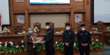 Bupati Masnah Sampaikan LKPJ Tahun Anggaran 2020