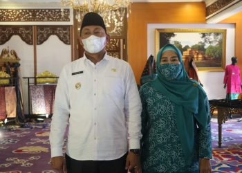 Wabup Tanjab Barat Didampingi Istri Hadiri Peringatan Hari Kesatuan Gerak PKK Prov Jambi Ke-49