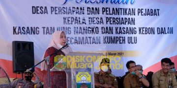 Bupati Muaro Jambi Resmikan 2 Desa di Kumpeh Ulu