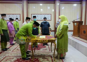 Bupati Masnah Kukuhkan Pejabat Eselon III dan IV
